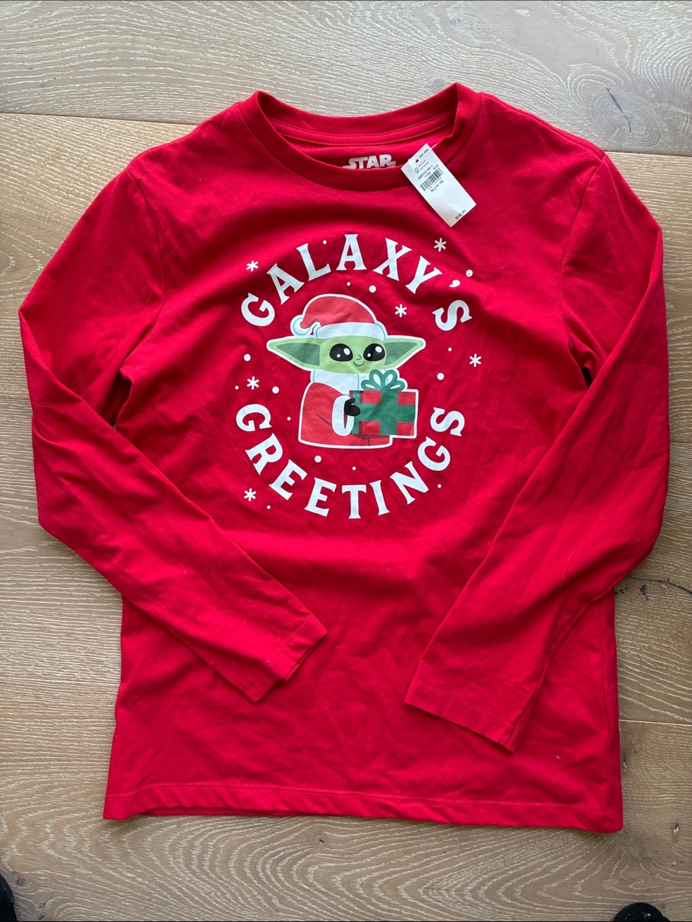 Star Wars Red Long-Sleeve Kids Tee with Festive Grogu Graphic